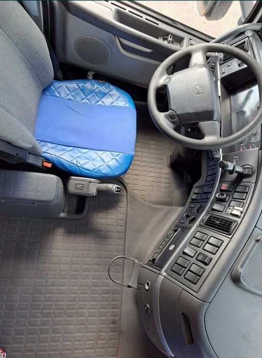 Vand ansamblu cap tractor semiremorca frigorifica