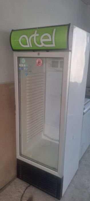 Sotiladi. Xolodilnik vetrina. Morozilnik. Stol-stul mebel. Piva aparat