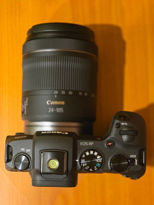 Canon EOS RP kit cu obiectiv Canon RF 50mm f/1.8