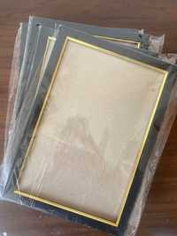 Рамки для фото формата А4 черные с золотой полоской