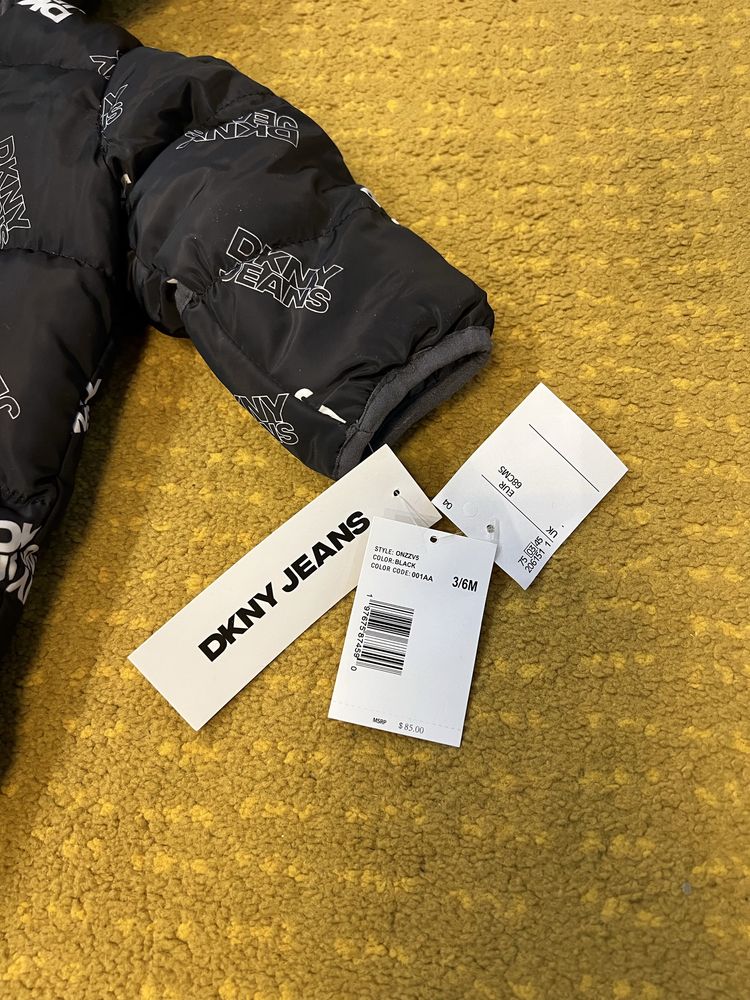 Бебешки космонавт DKNY