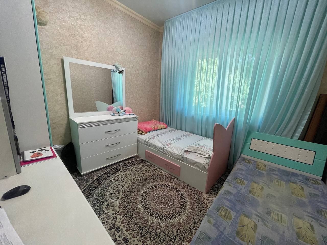 Продаётся квартира 4/4/5, Юнусобад-17