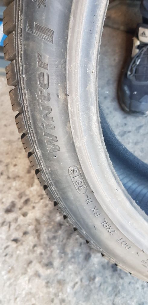 Зимни гуми-18цола-225/40-1бр.-75лв."HANKOOK "