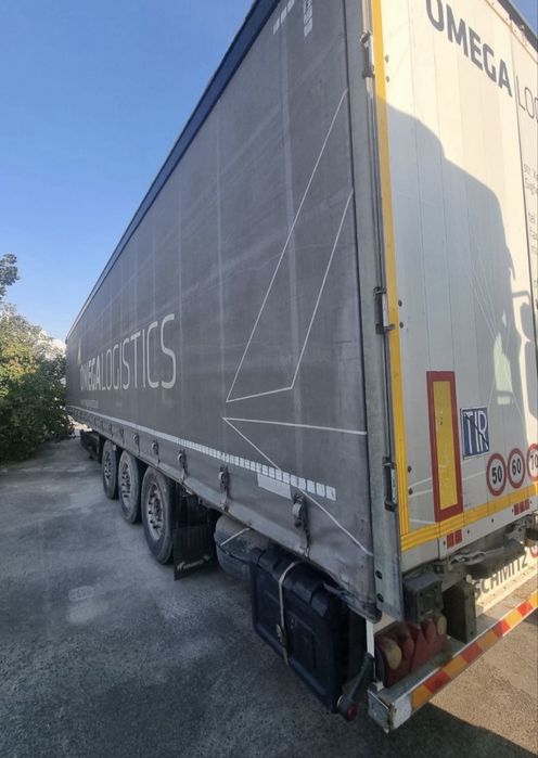 Semi remorca schimtz