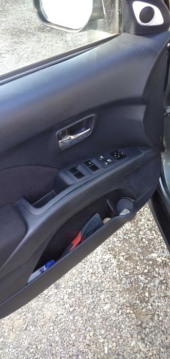 Vând Peugeot 4007 disel2.2 195000 km