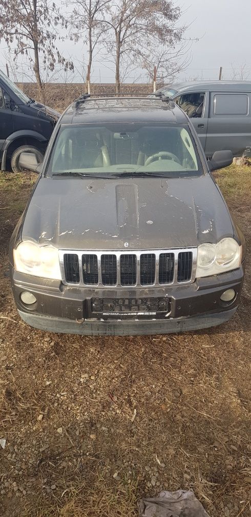 Dezmembrez Jeep Grand Cherokee2005 2009  motor 3.0 crd V6  punte carda