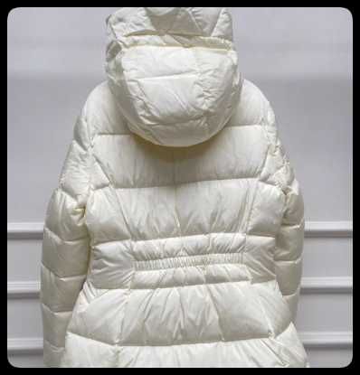 Moncler жени долу яке