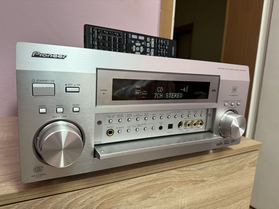 Pioneer VSX-D2011  20кг