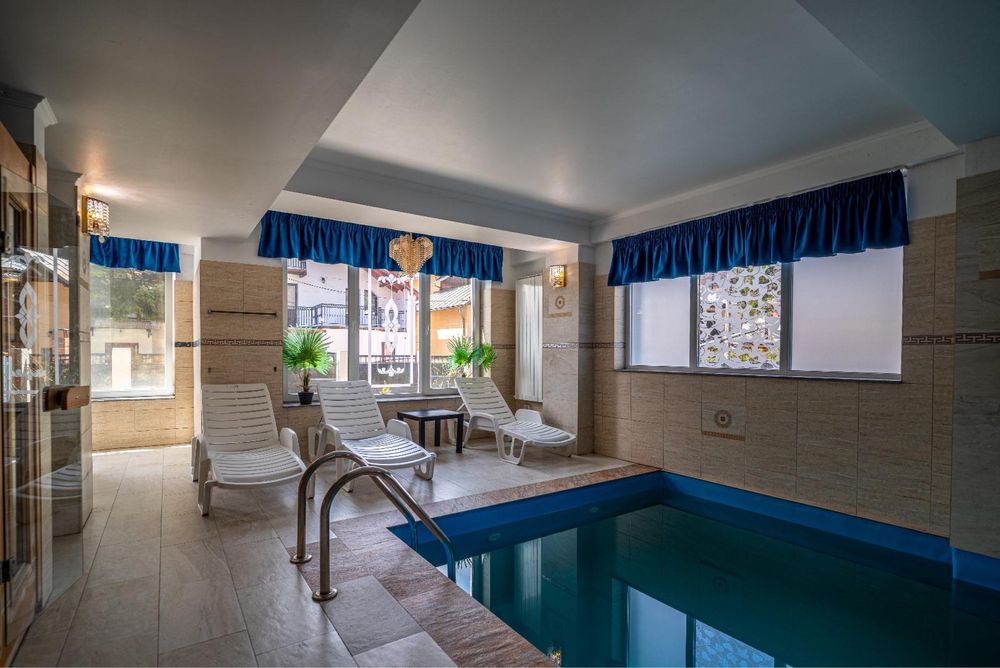 Cazare in Busteni cu Piscina 100eur pe Noapte