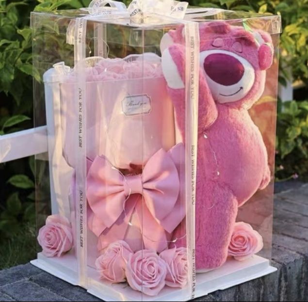 Букет с игрушкой 30.5 см