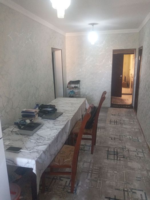 Orginal orqasi 3 xona, 4-etaj sotiladi