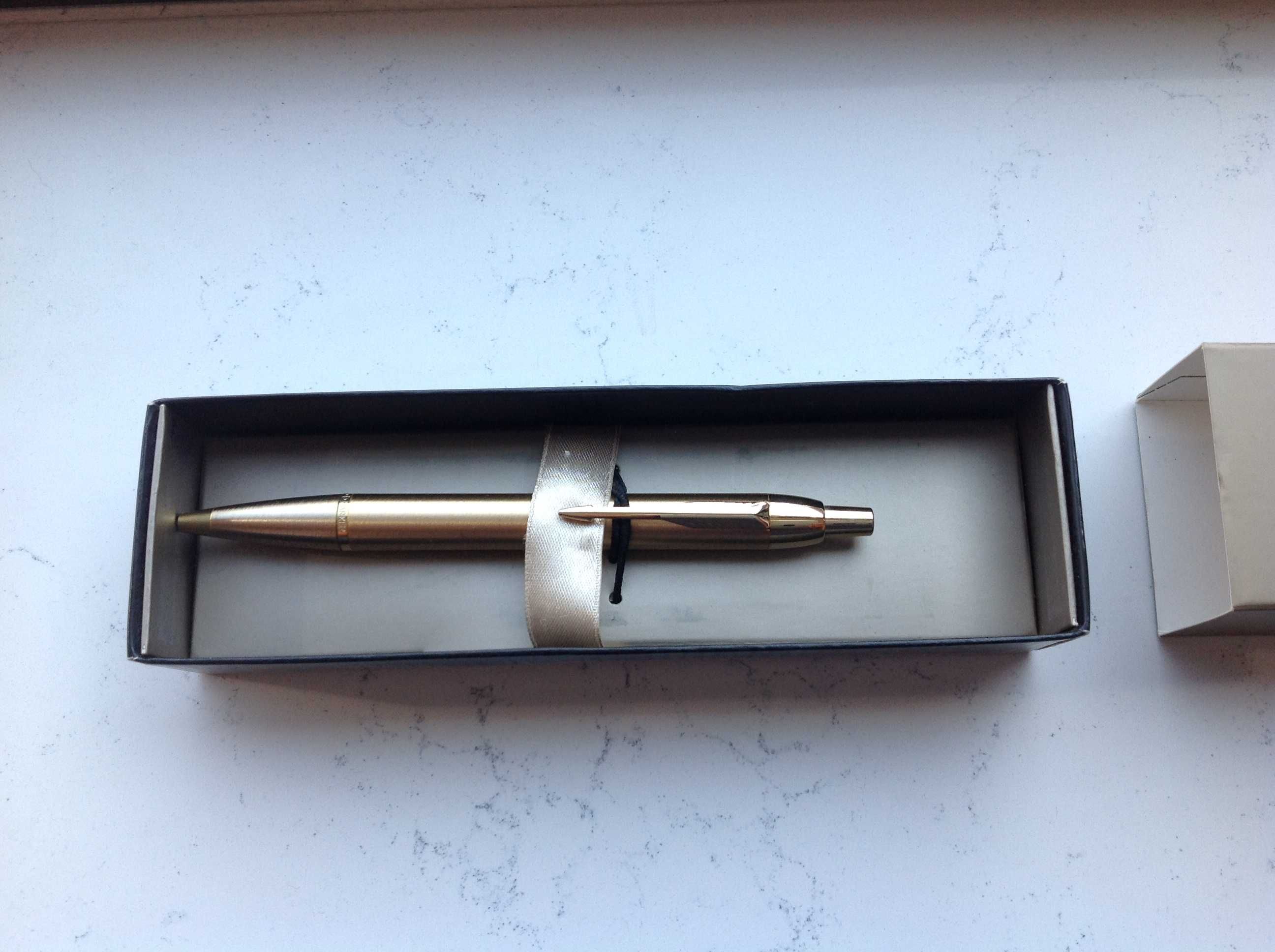 Химикалка Parker