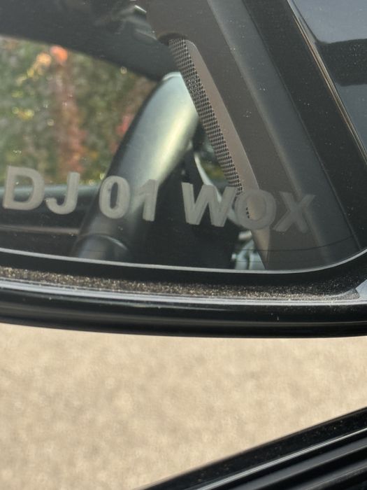 Inscripționez-Sablez  oglinzi  auto