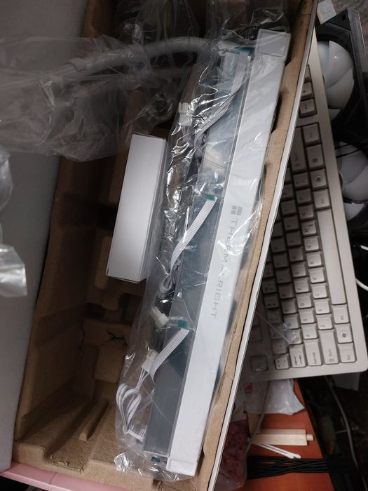 Cooler pe lichid cpu argb,Thermalright Frozen inf 360 white nou!,multi