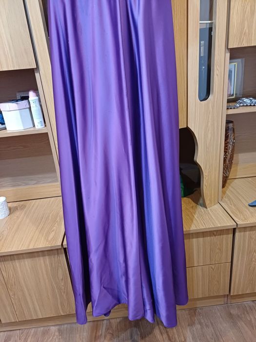 Rochii de seara, in stare foarte buna