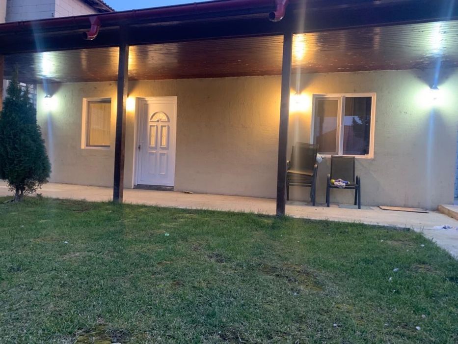 Casa de inchiriat Corbu centru