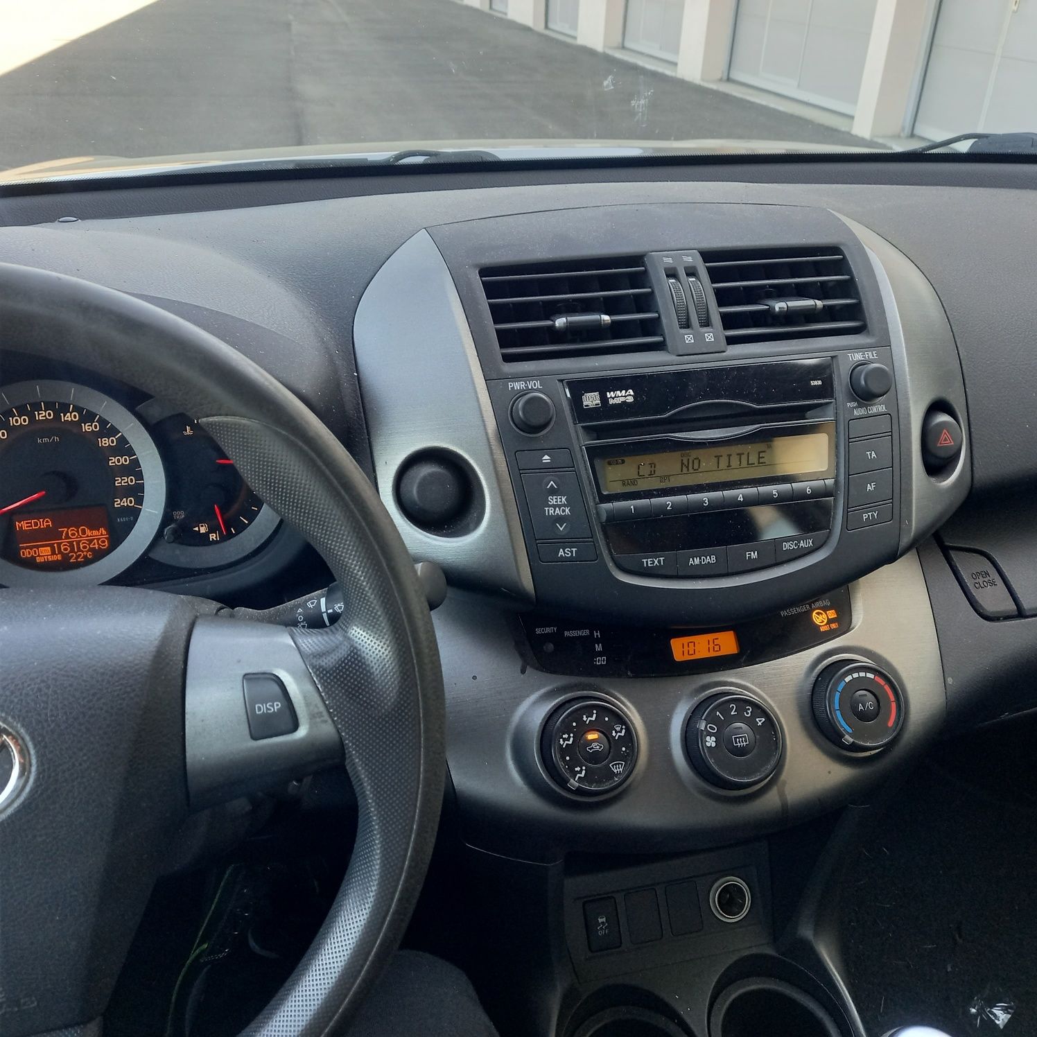 Автомобил Toyota  RAV-4 2011г