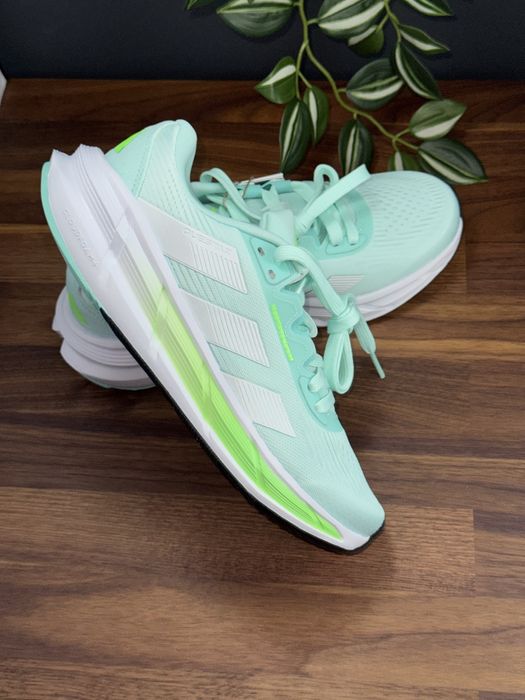 Adidas Questar 3 W - marimea 40