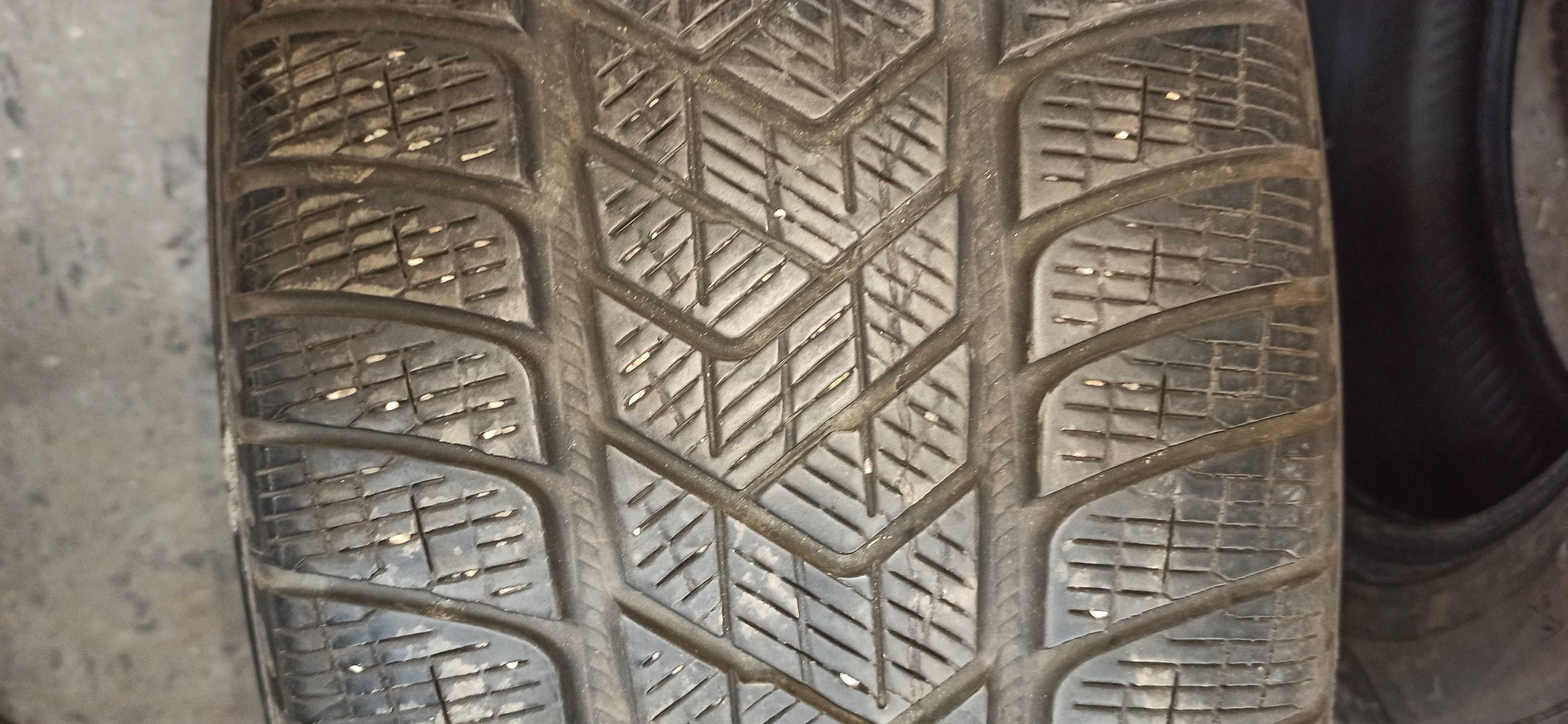 2бр.зимни гуми 255/50/20 Pirelli