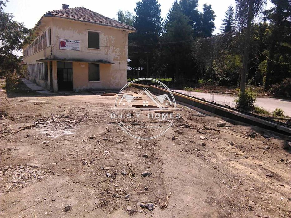 Продава се Промишлена сграда в Килифарево - 1085 кв.м за 137 €/кв.м - Снимка #1