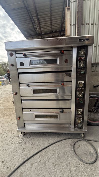 Gazda ishlaydigon non pechka