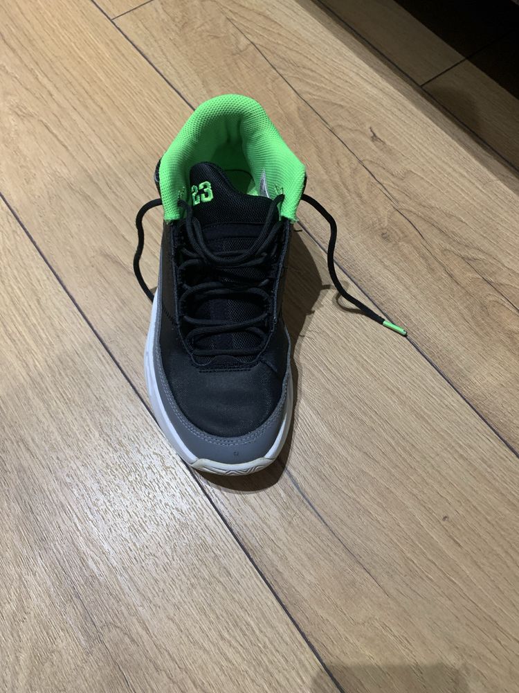Продавам оригинални кецове Nike Air Jordan