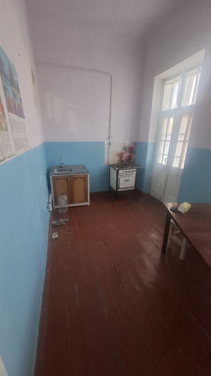 Просторная 1 комнатная 44м² в центре Чирчика!