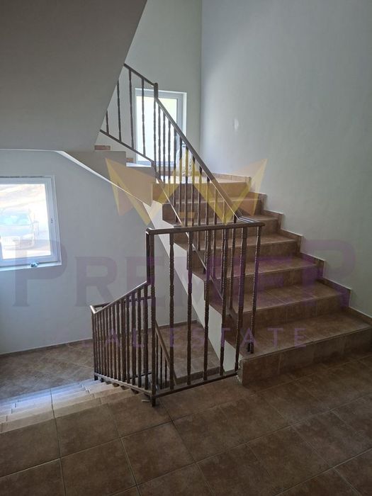 Продава се Двустаен апартамент в Варна, Базар Левски - 84 кв.м за 2191 €/кв.м - Снимка #9