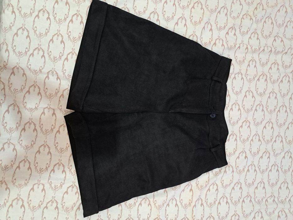 Продам джинсы шорты и Кофты