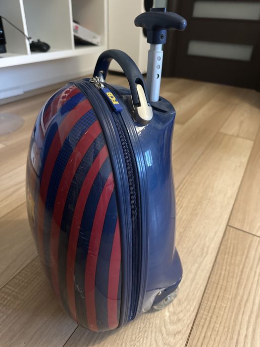 Troller baieti FCB