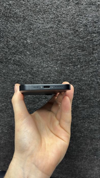 Iphone 16e, black, 100% battery health, 75 cicluri, negociabil