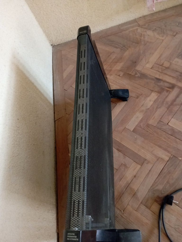 Vând radiator de căltura pe fotocelule Și aparat de sudură