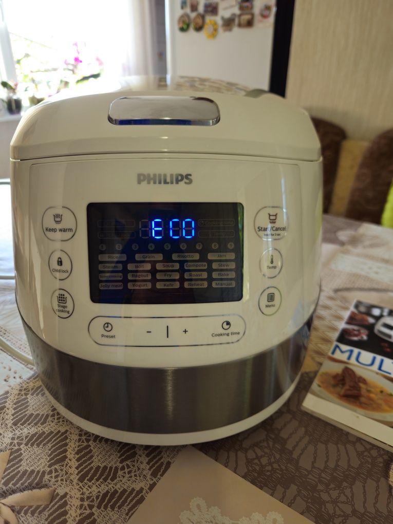 Мултикукър Philips HD4731/70