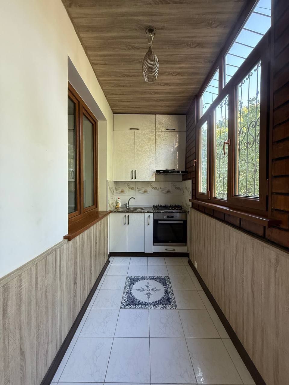 Yunusobod 11 mavze Xavas 3 xona 2 etaj (68²) sotiladi ipoteka ga xam