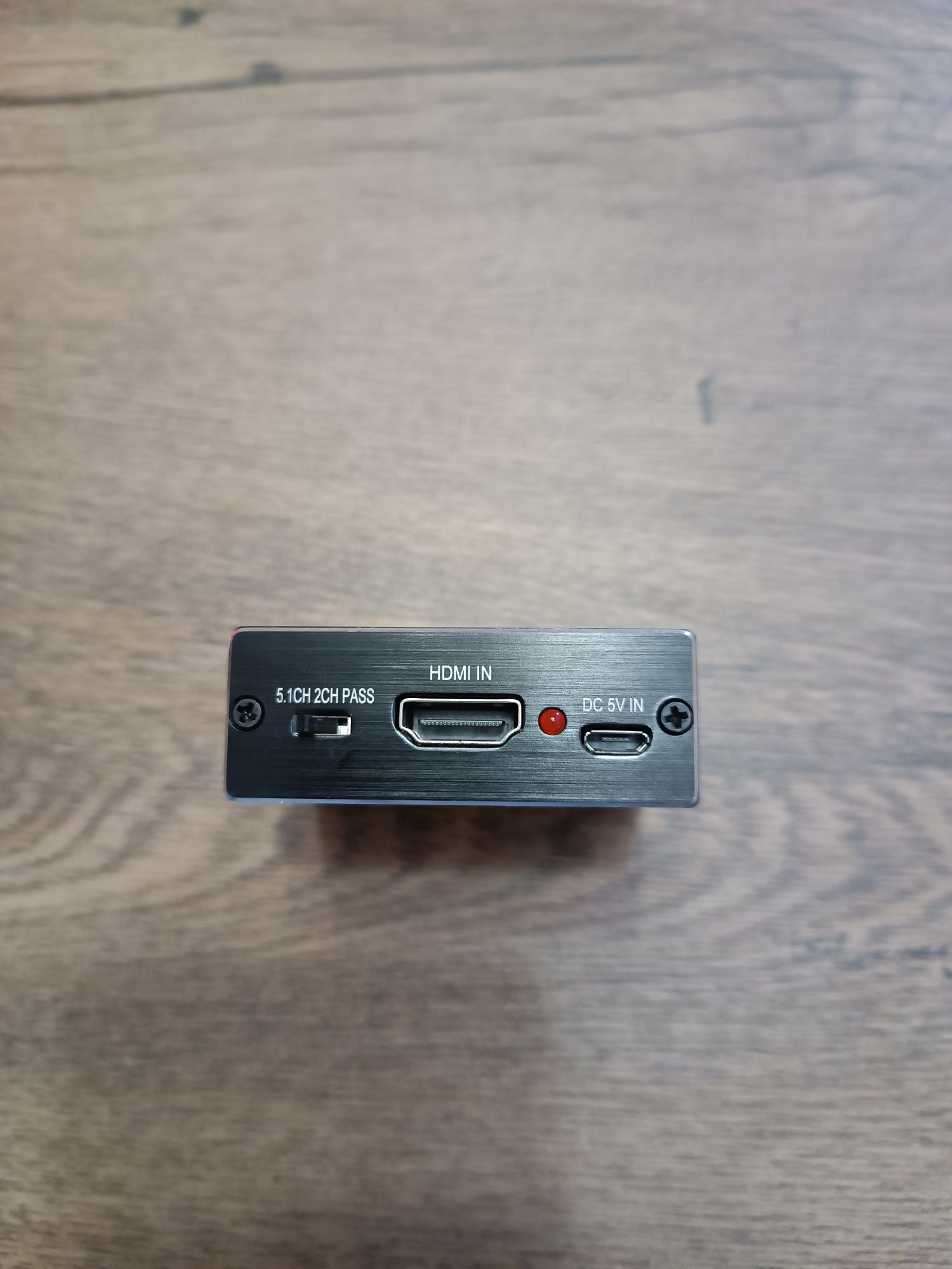 HDMI към HDMI + аудио конвертор