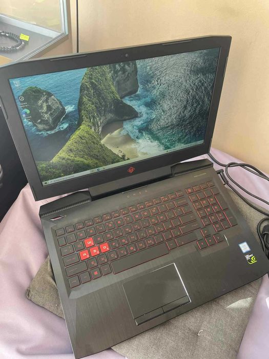 Лаптоп HP OMEN 7265 15 Инча