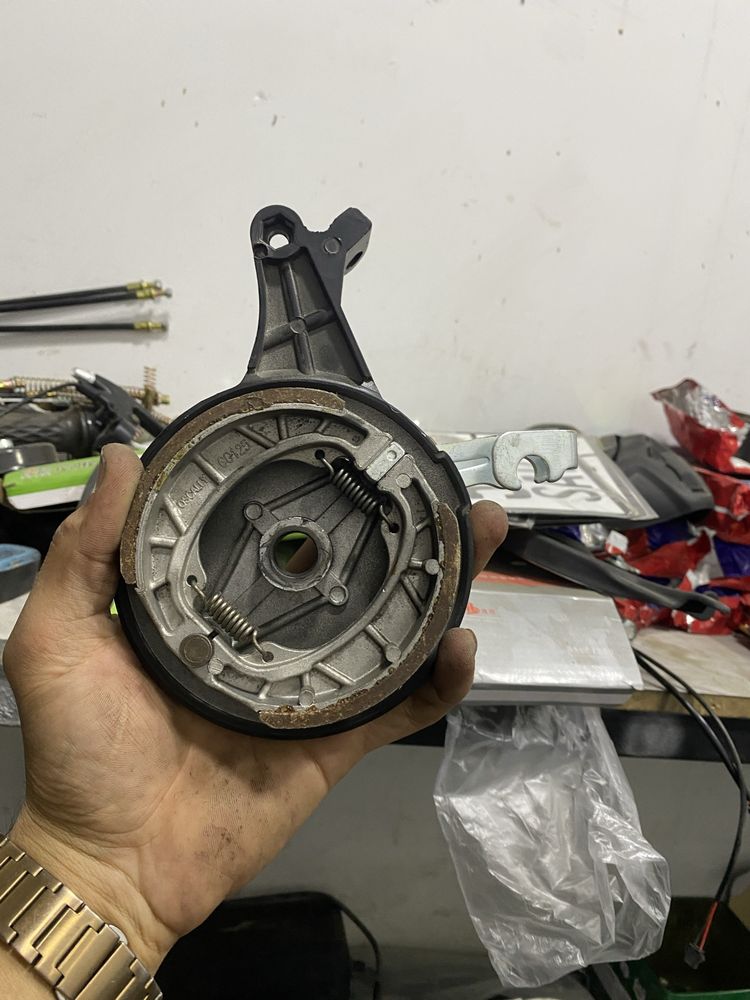 Elektroni skuter zapchastlar
