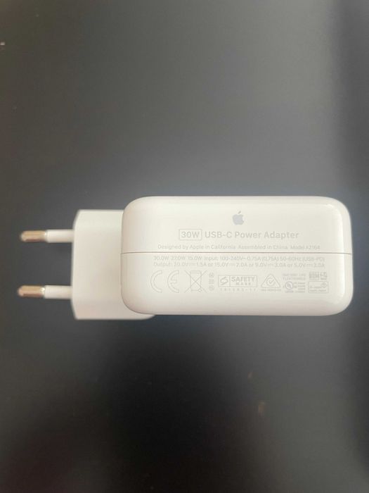 MacBook Pro 13 |A2251|i5-2.0GHz|16GB RAM|512GB SSD