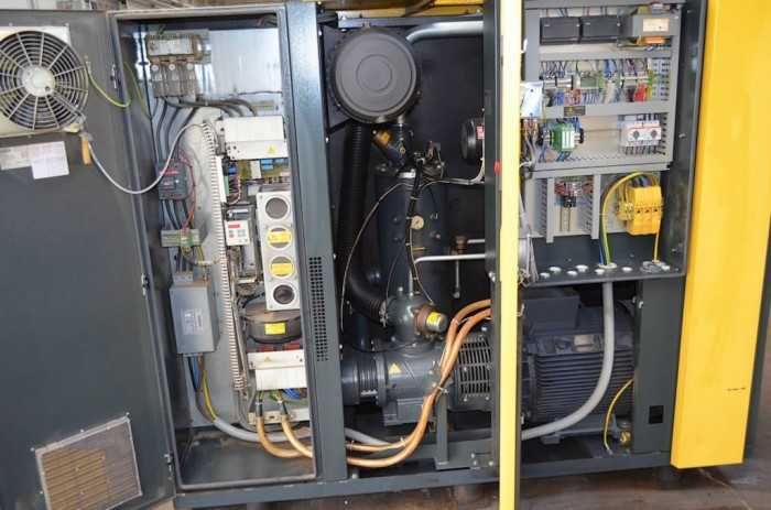 Compresor aer tip Kaeser 82T