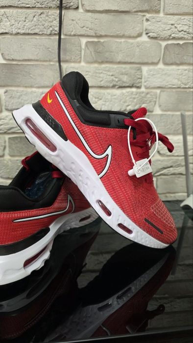 Оригинальные кроссы Nike