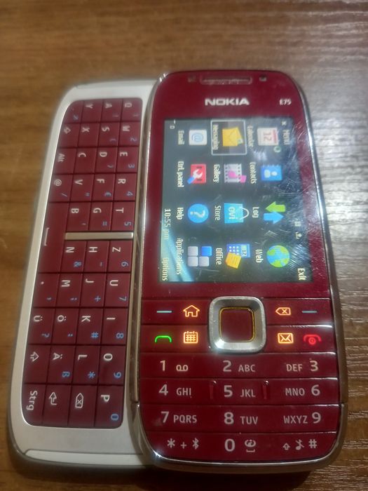 Телефон Nokia E75
