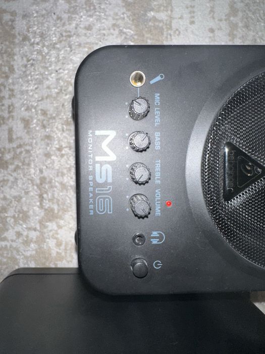 Behringer MS16 boxe active in stare buna