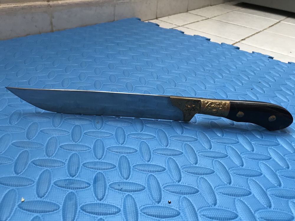 Кован нож