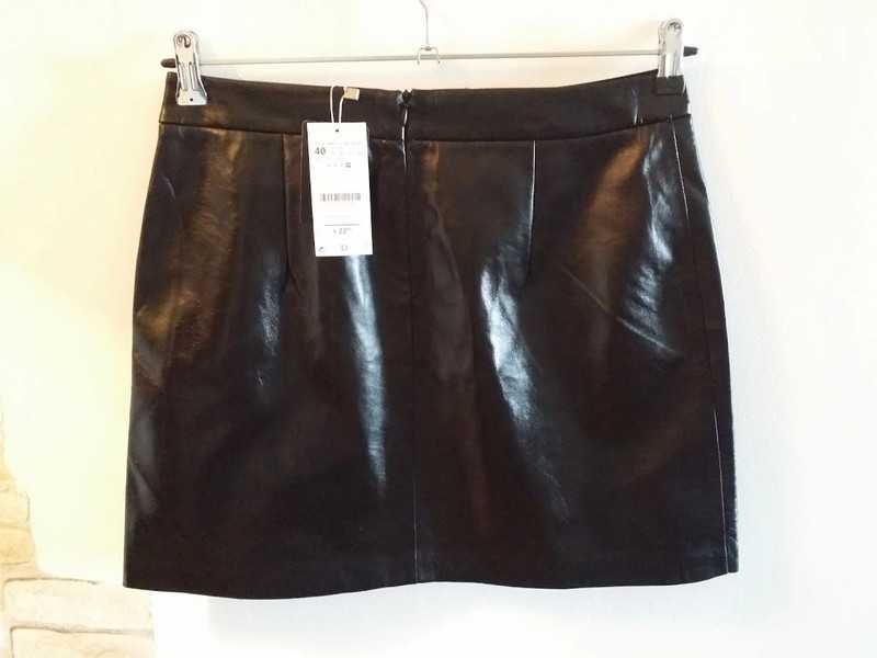 Fusta piele eco Stradivarius,mar 40,merge si 38,noua cu eticheta