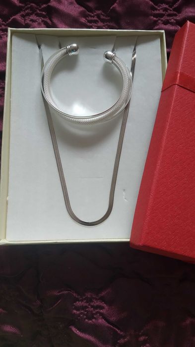 Дамски, сребърен комплект-гривна и ланец  В кутия