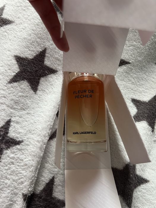 Parfum Karl Lagerfeld Fleur de Pecher