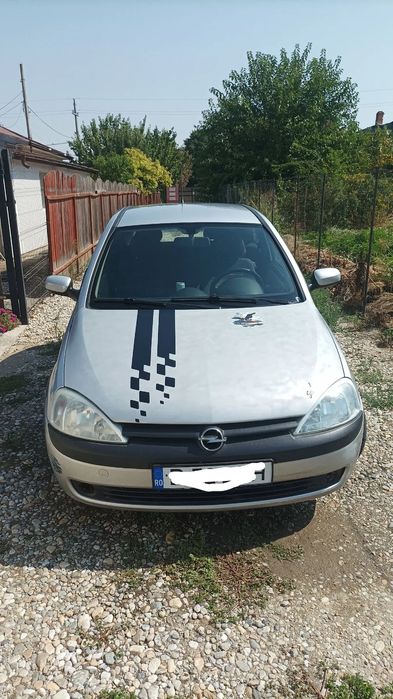 Opel Corsa Masina refacuta, merge foarte bine.