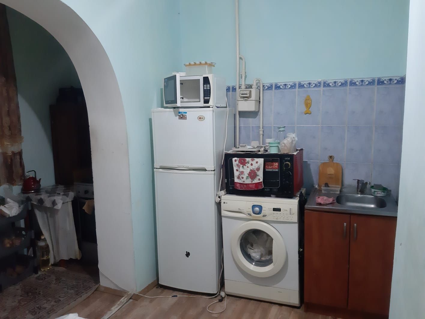 1-комн., 8 мкр., 1 этаж (улучшенная)