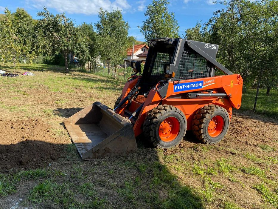 Închiriez mini încărcător Bobcat Cu Operator