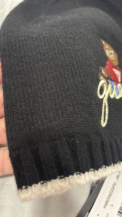 Детска шапка Guess